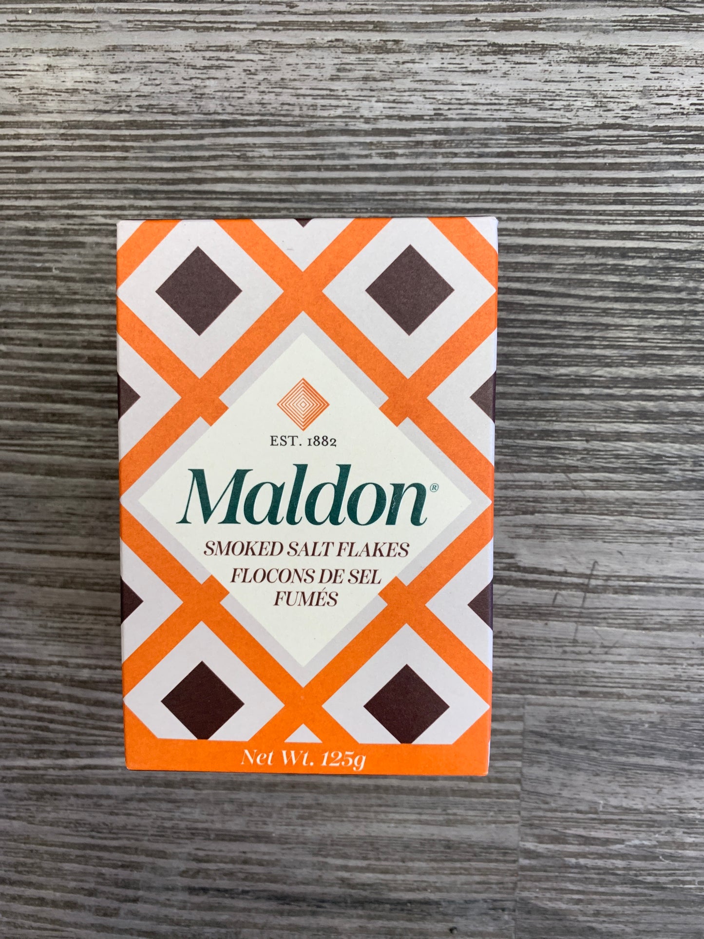 A box of Maldon smoke salt flakes facing forward