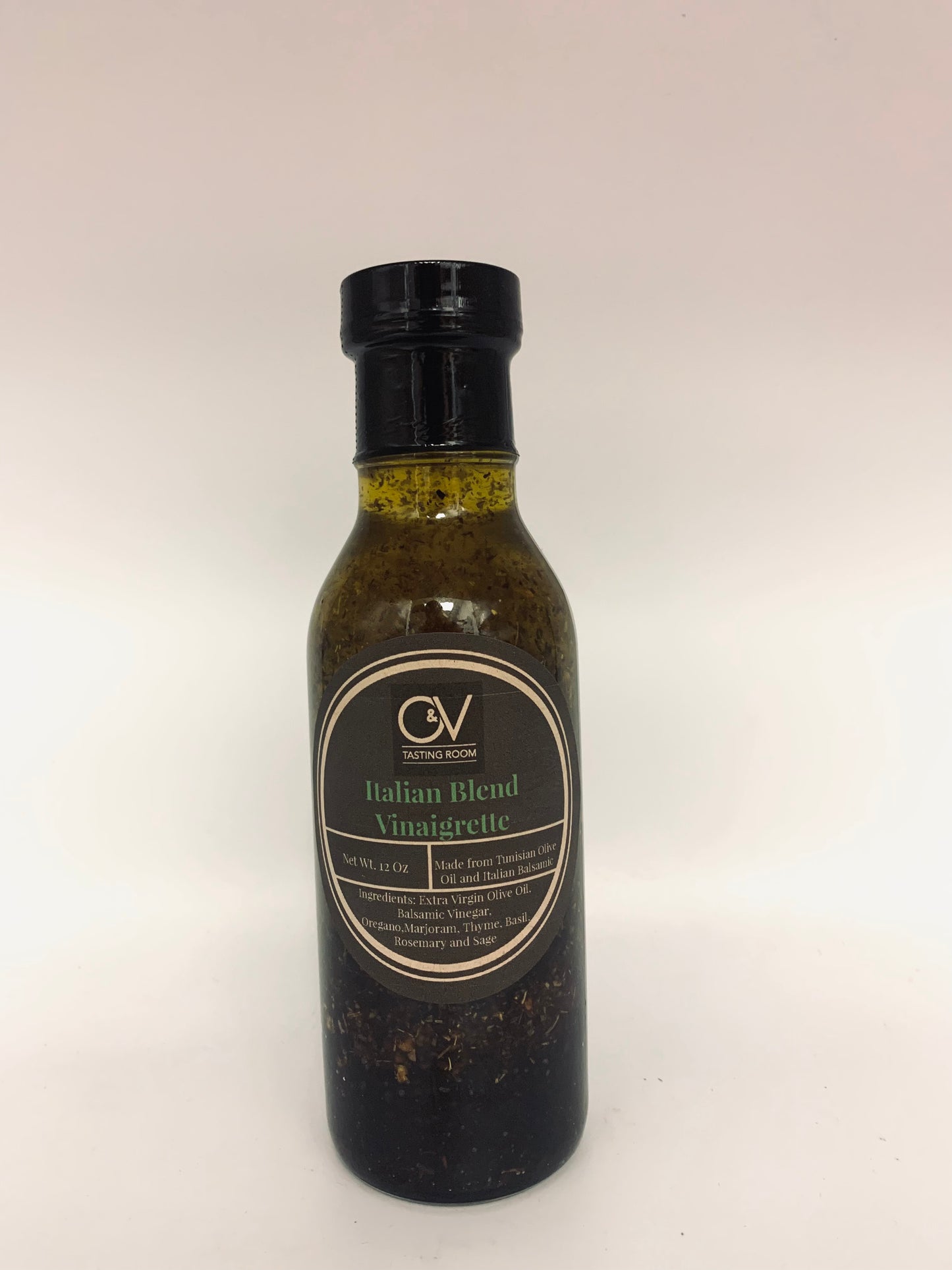 Italian Blend Vinaigrette made with Extra Virgin Olive Oil, Italian Balsamic, Oregano, Marjoram,Thyme, Basil, Rosemary and Sage.