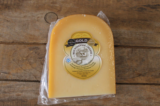 Mountain Oak - Farmstead Gold Gouda
