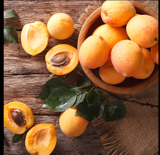 Apricot dark balsamic- showing fresh apricots 